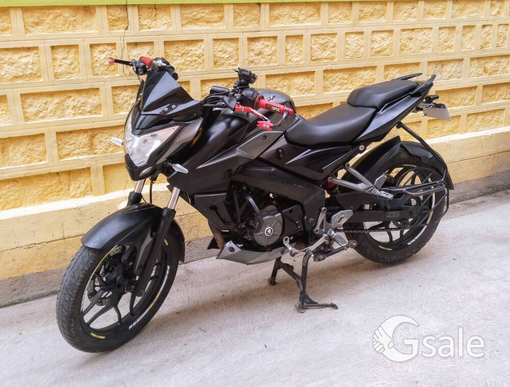 BAJAJ PULSAR NS 160,2019 MODEL BS4 ENGINE,WITH EXCELLENT ENGINE,SHOWROOM CONDITION