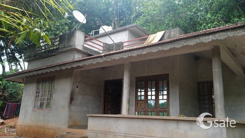 10½ cent land and semi furnished 3bhk house for sell
