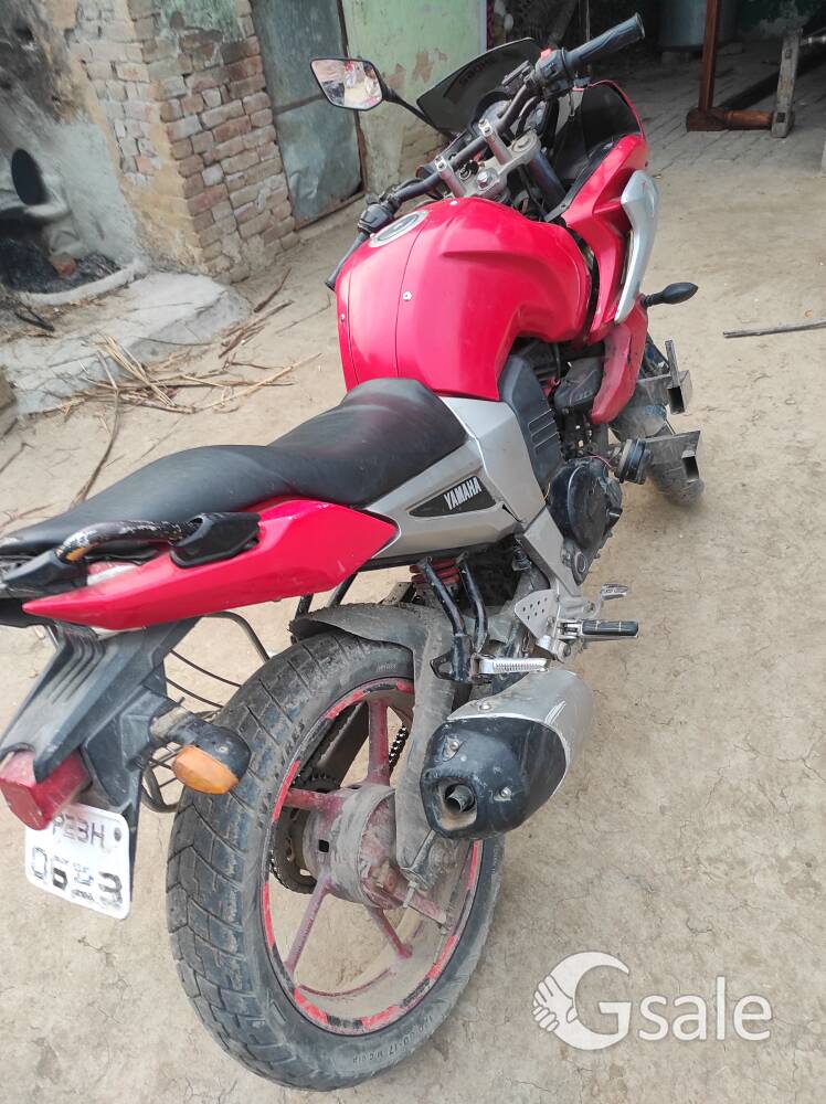 Yamaha fazer 2010 model 