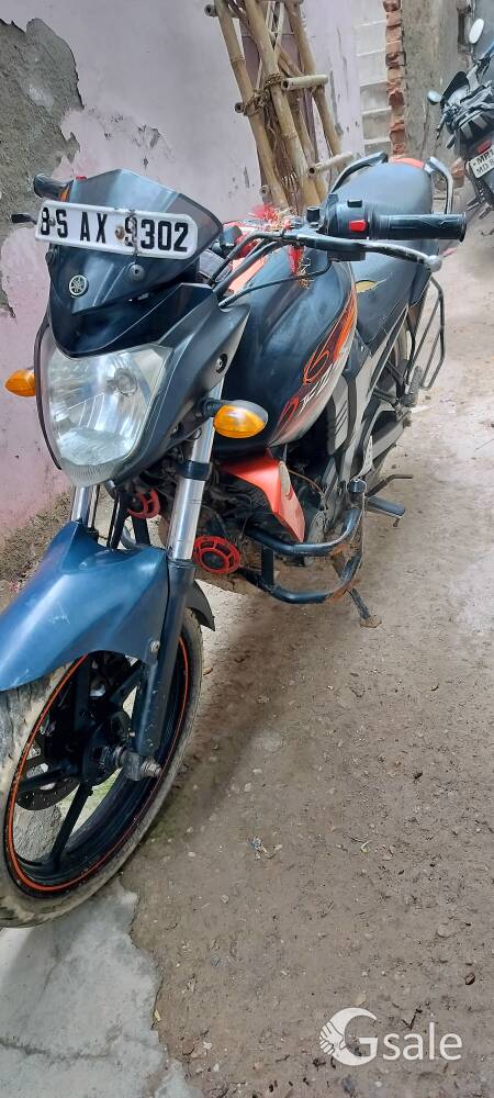 muje new bike Leni h is liye bek rha hu