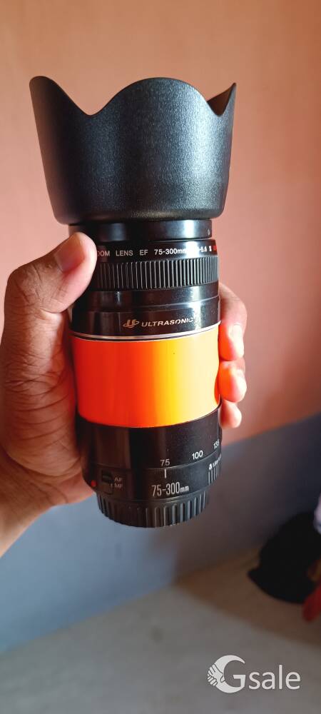 Canon auto focus 75×300 zoom lens 