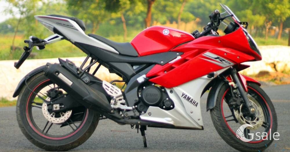 R15 V2 BIKE 