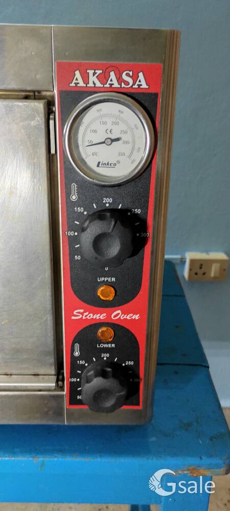 Commercial Pizza oven and Kitchen items for sale 