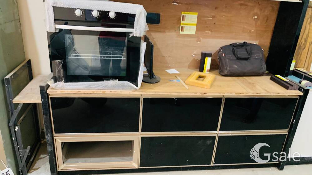 LAQUER Modular kitchen