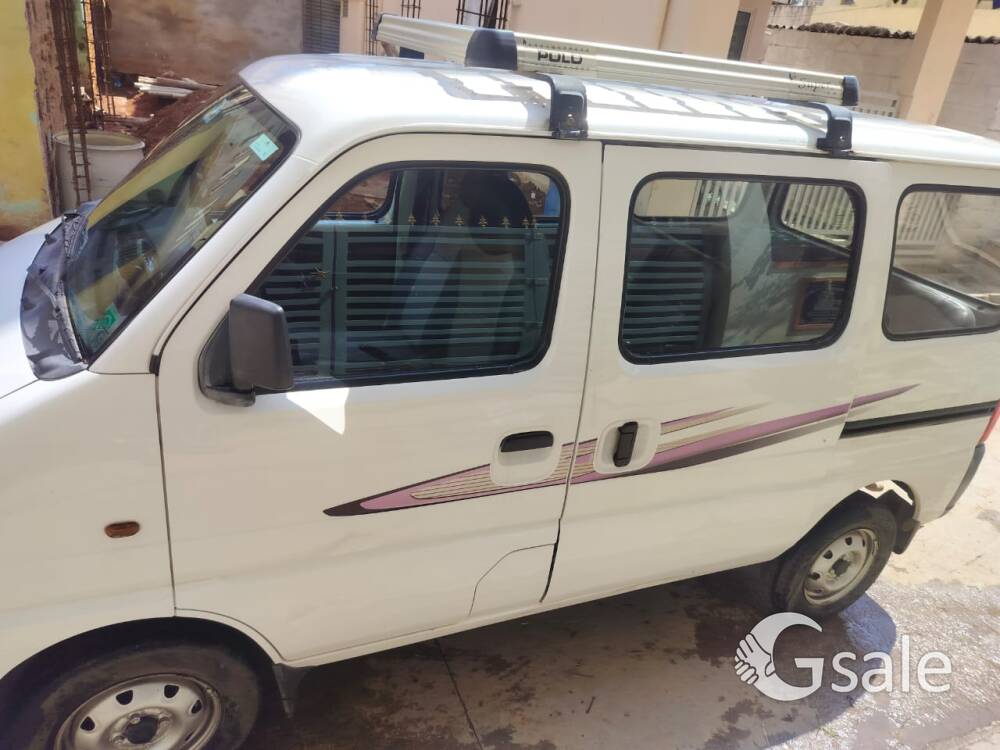 maruti Suzuki EEco 2017 model 2 nd owner price 380000