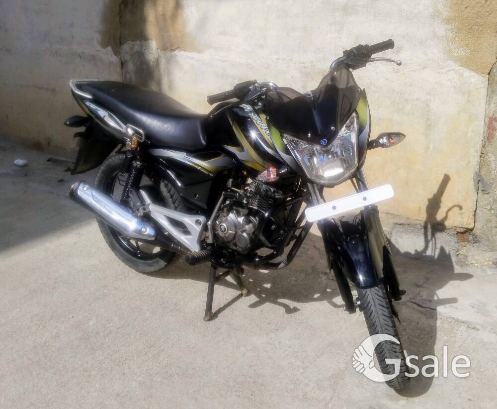 BAJAJ DISCOVER 100 CC, 2014 MODEL, SINGLE OWNER VERY GOOD CONDITION, MILEAGE BIKE
