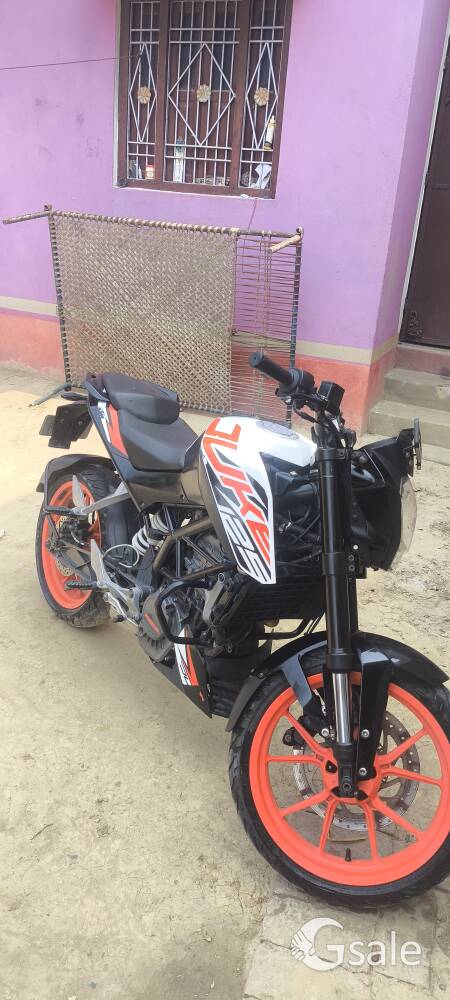 KTM Duke 125 