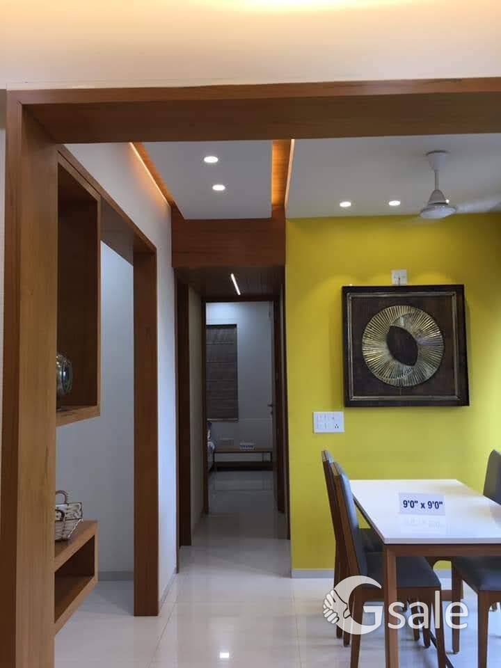 1/3 बीएचके फलेट का फुल फर्नीचर कलरकाम पीओपी ऐंड ओल वकॅ बना देंगे 