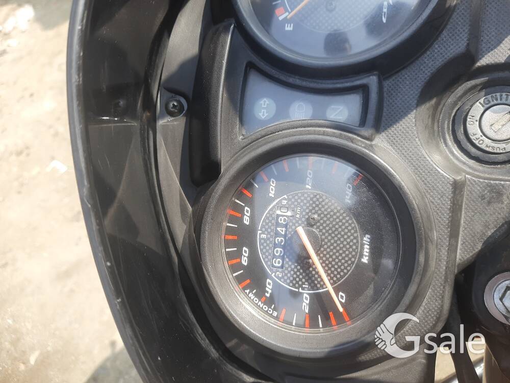 honda cb shine well and good condition with new mrf tyre 2016 model