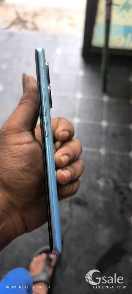 realme 10pro Plus 5g mobile Medha china githa koda vuundadhu look like new mobile 