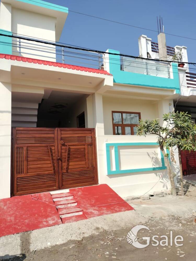 Row house for sale 1000 square feet 