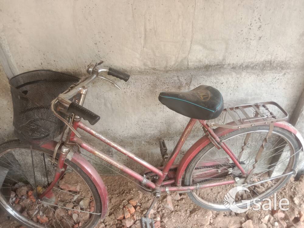 a ladies cycle hero