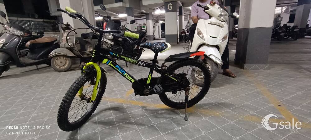 funkier cycle like new 