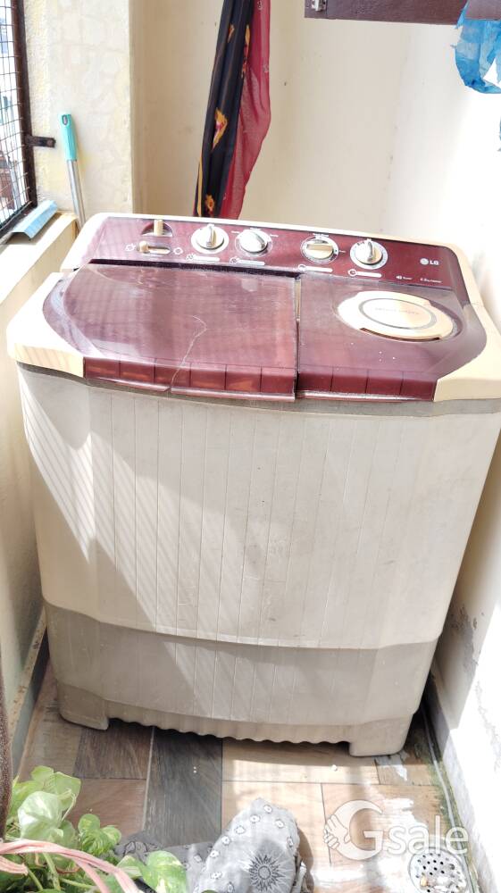 *LG WASHING MACHINE AT SALE*