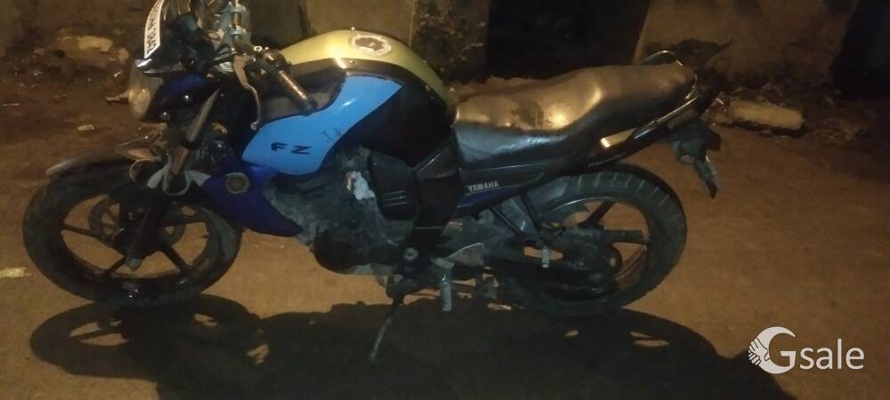 Yamaha FZ s