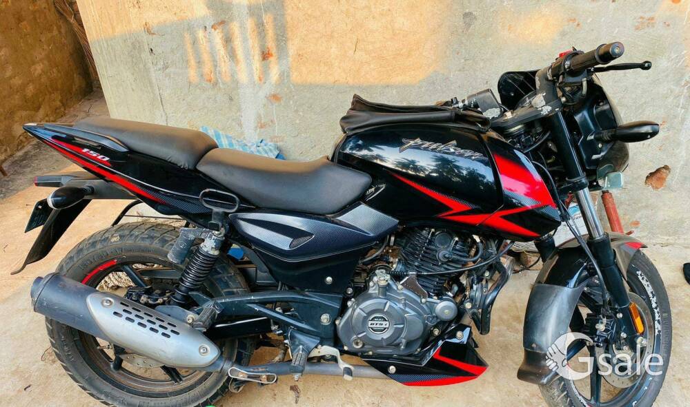Bajaj Pulsar 150cc