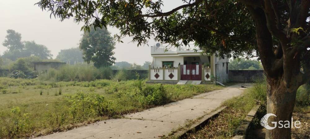 धूमनगंज थाना से 6 किलोमीटर कि दूरीपर 