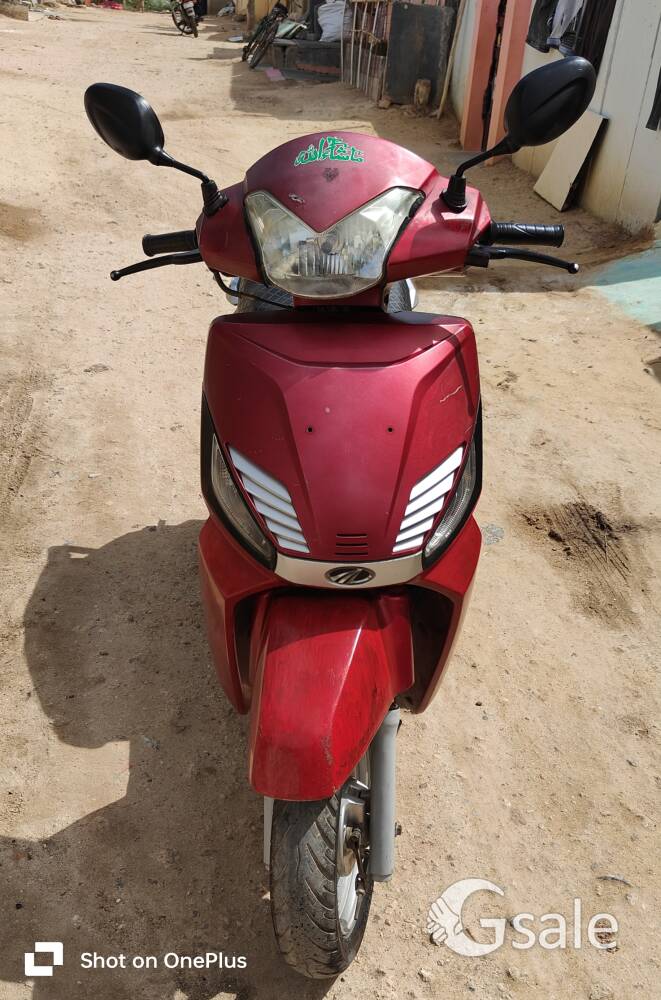 selling my Mahindra gusto 110 model 