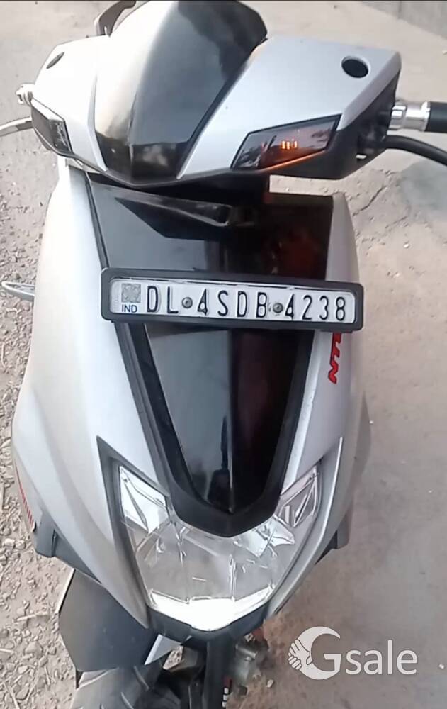 koi kaam nhi he gadi me 