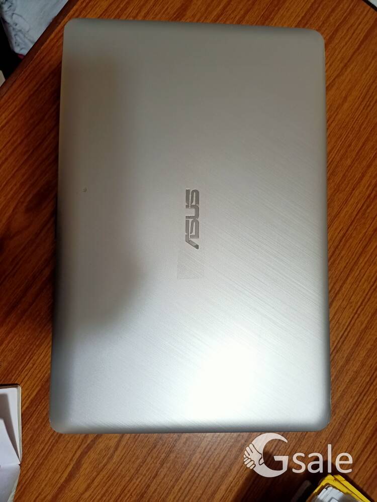 ASUS LAPTOP
