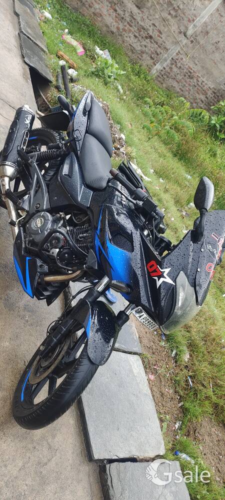 good condition showroom looking 220 bs4 2019 model final price 85k