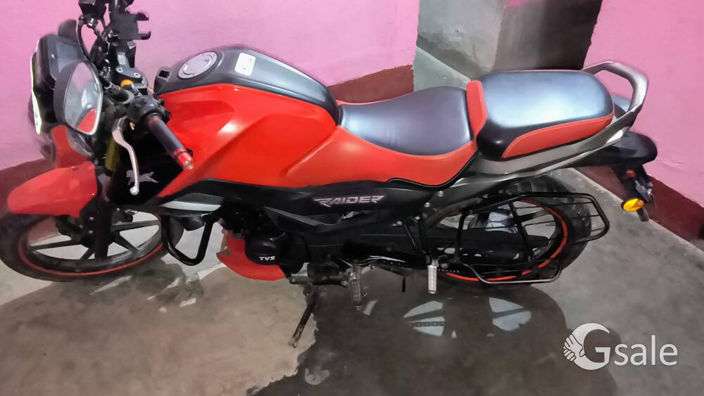 tvs raider bike 