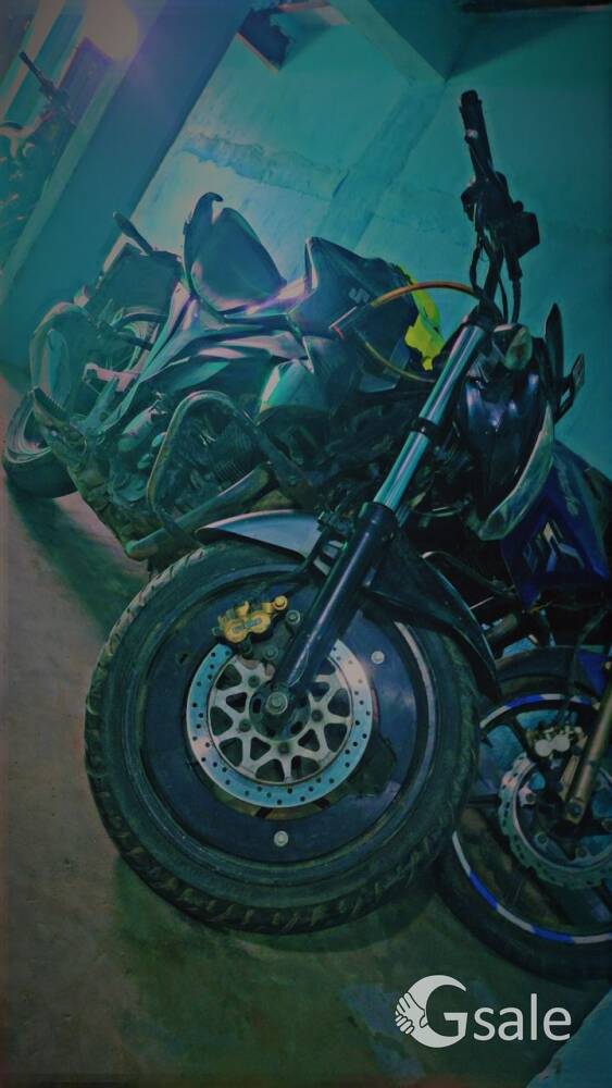 Suzuki Gixxer 150cc in good condition 