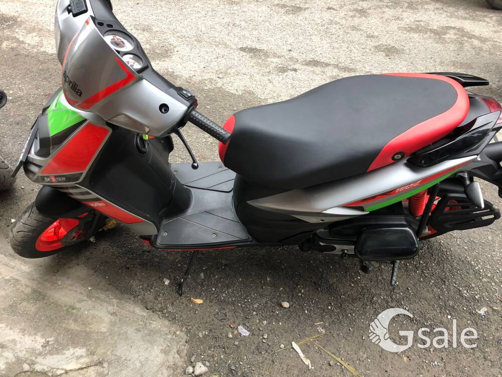 Aprilia SR 150 Race