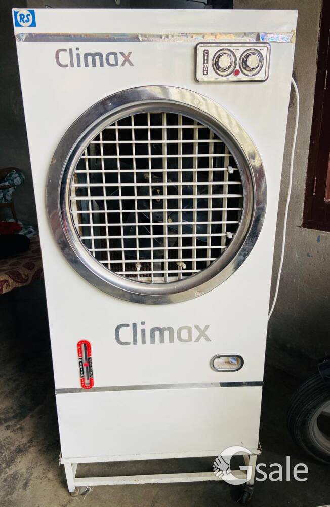 White ac.cooler new good condition good and well