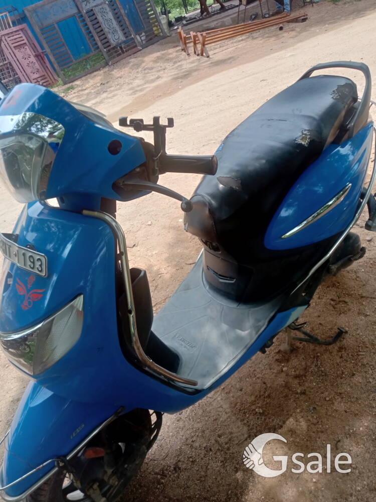 1st hand 3years old pleasure plus model