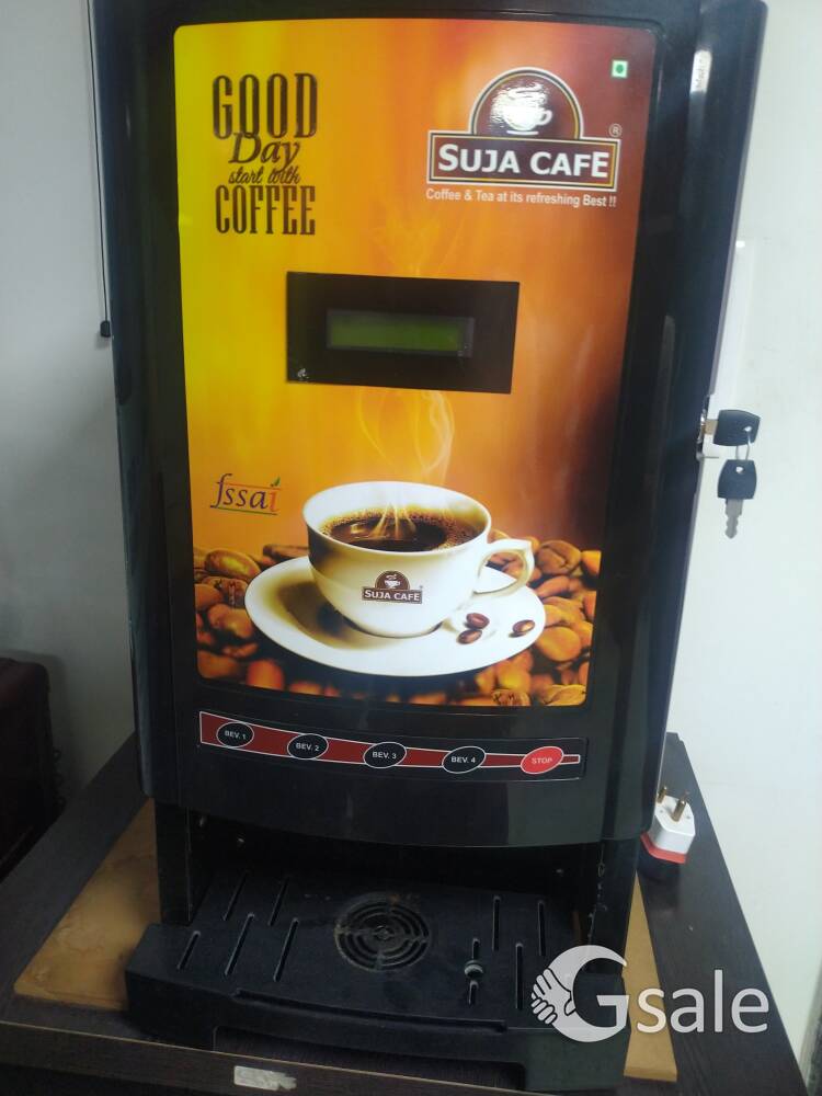 COFFEE MACHINE 