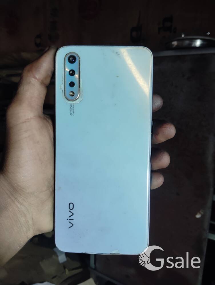 Vivo S1 phone