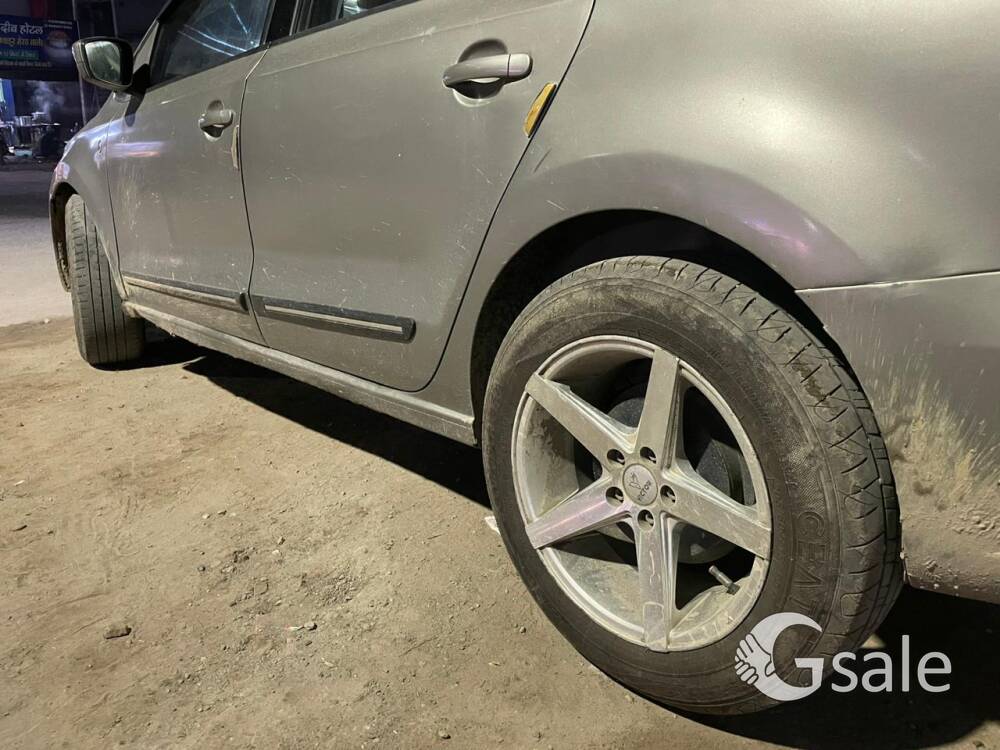 Skoda rapid 2013 modal 2028 tak valid  ac ok heater okay power window power steering