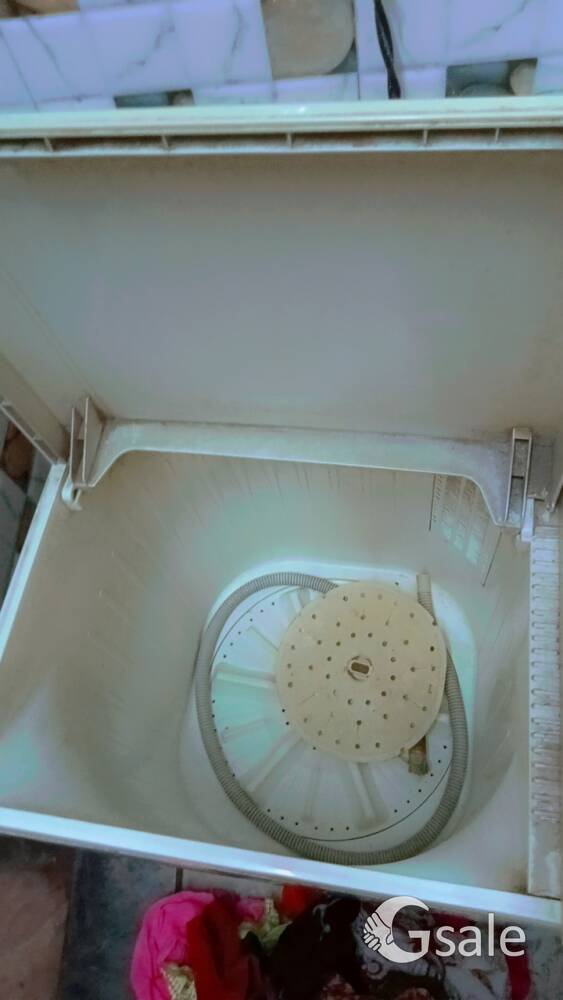 LG 6.2kg Semi automatic washing Machine at good condition perfect working price 5300