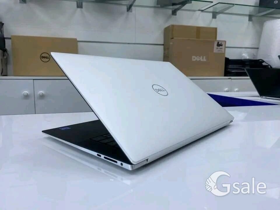 Mint Condition–DELL XPS 15 9520  i7-12th 