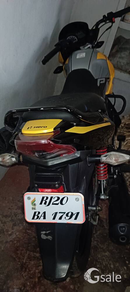  Kota Rajasthan gaadi me koi problem nhi hai new jaisi hai abhi 2021 model hai bhut km chali hai