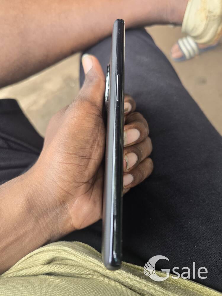 One plus 11R 16GB Ram 
