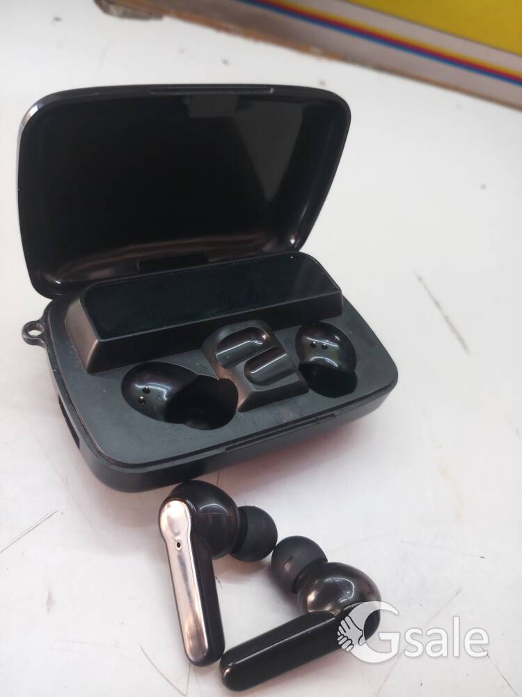 Boat earbats 