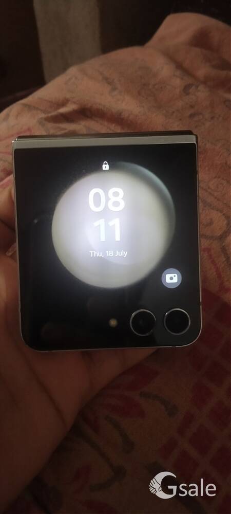Samsung galaxy flip 5 