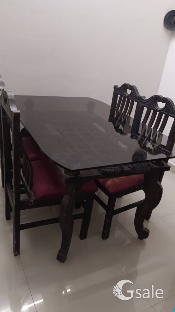 4 chair dinning table set 