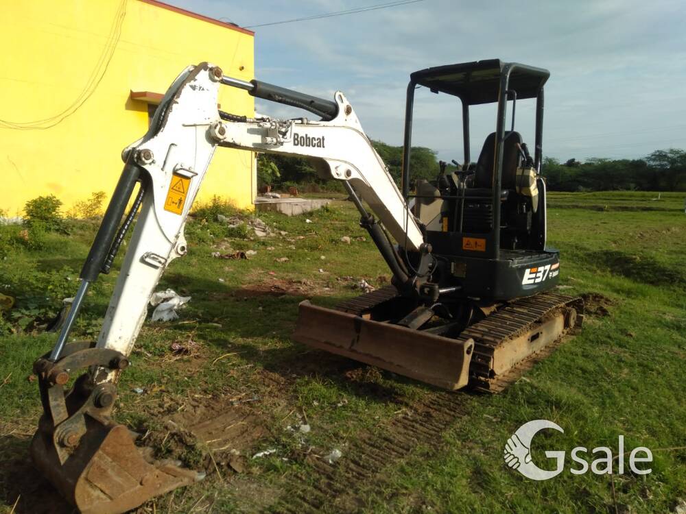 bubcat mini excavator E27
