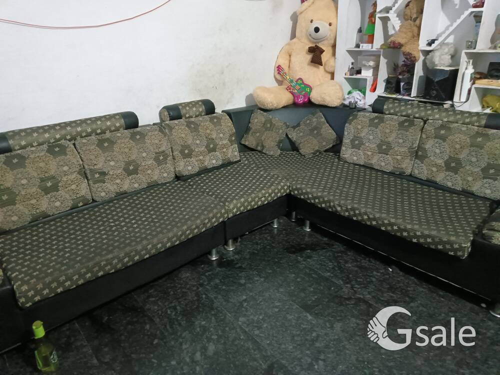 V-shaped sofa 