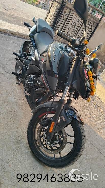10 month old bike showroom condition best model all new condition