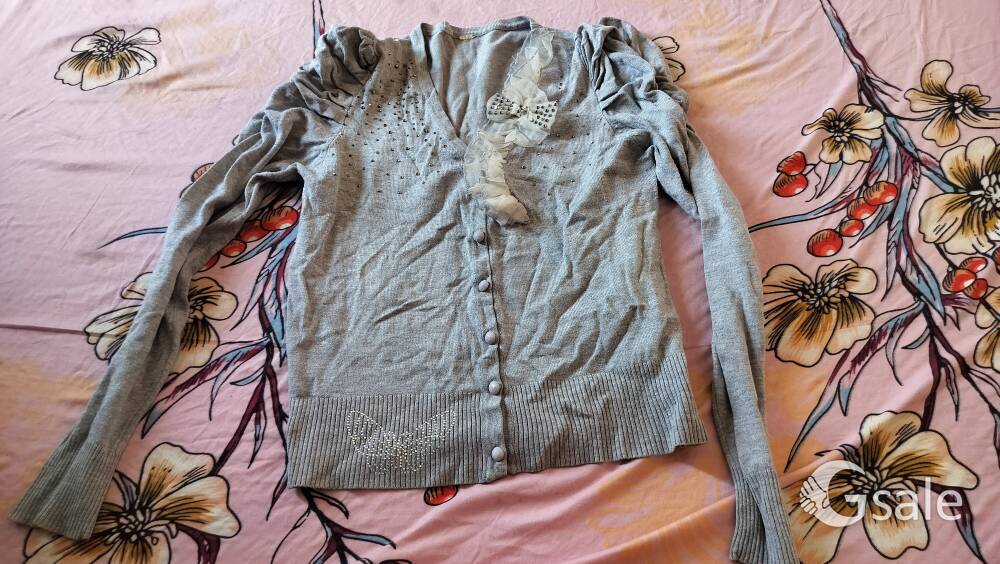 6 Tshirt used but good