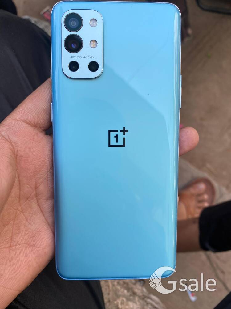 One plus 9r 