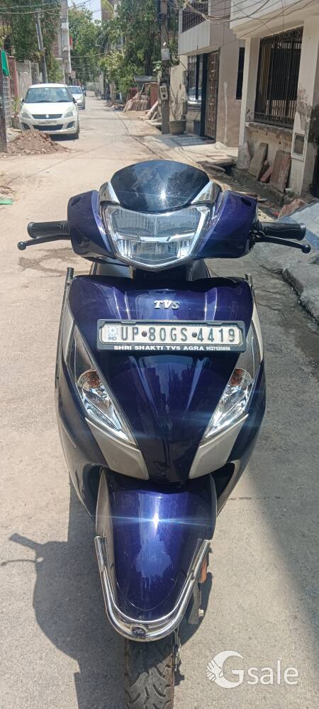 bahut acchi condition hai engine bhi accha hai 