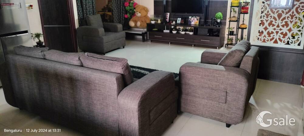 3+2 Sofa set for urgent sale