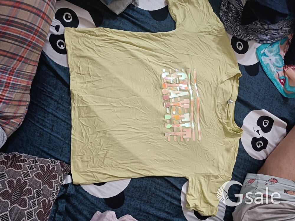 women crop tshirt 