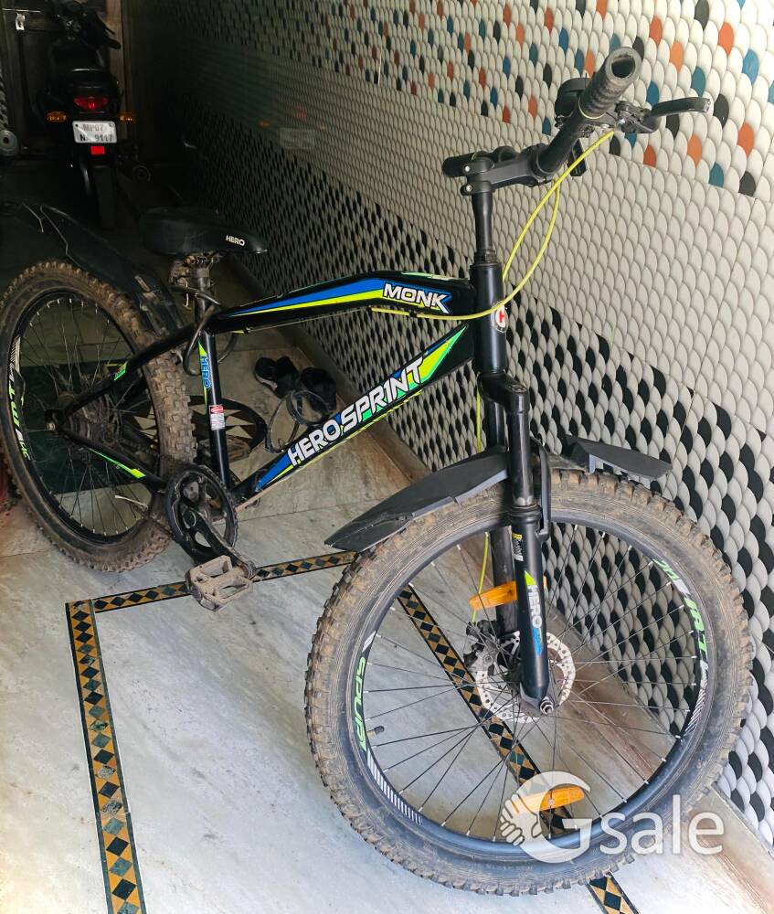 new condition cycle no dent very less used 7 month old