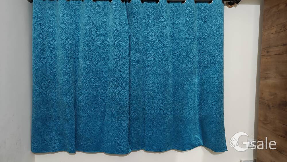 CURTAINS AND SHOERACK SALE